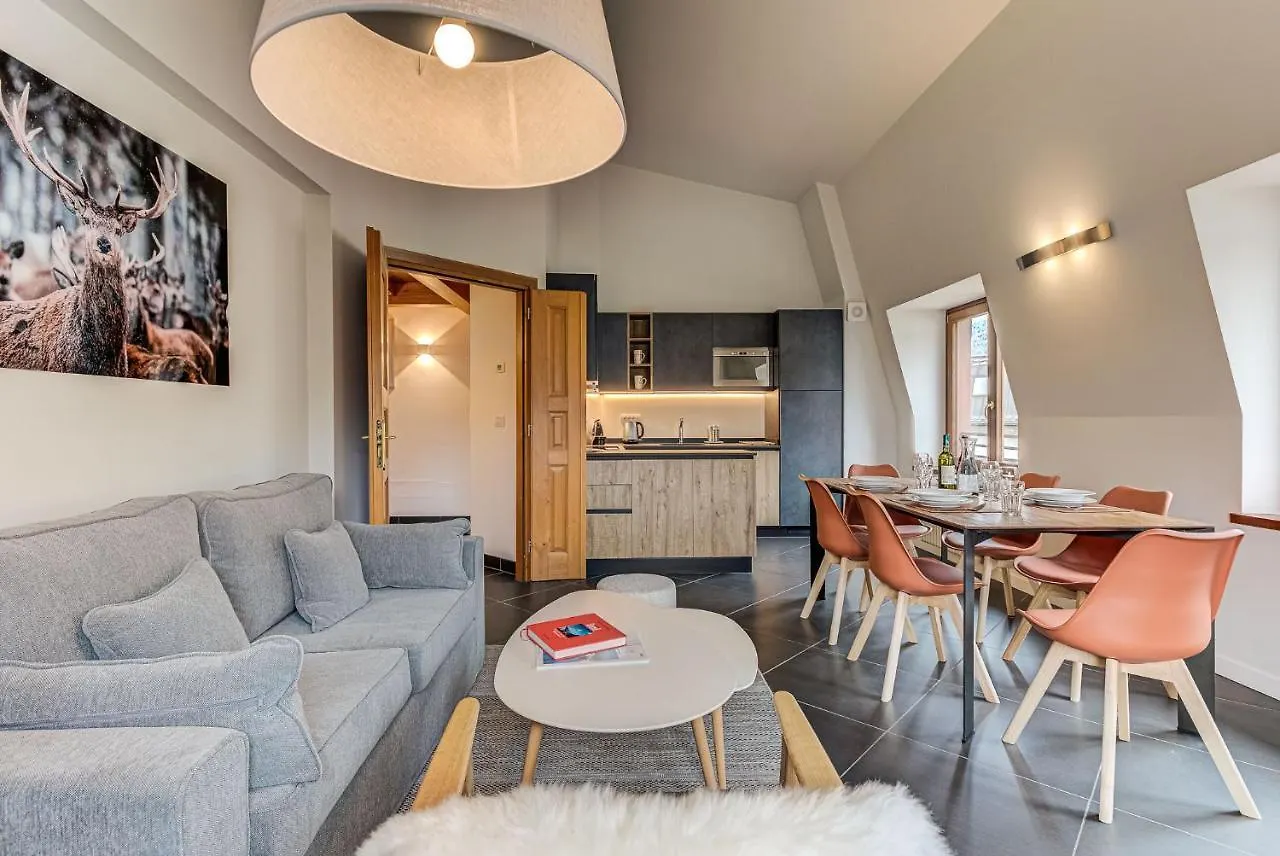 Apartment Alpes V - Alpes Travel - Central Chamonix - Sleeps 5 Francia